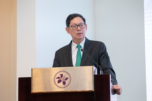 Mr Norman Chan, Chief Executive of the HKMA, delivers opening remarks at the HKMA Green Finance Forum.
