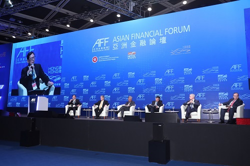 Policy dialogue speakers include (from second left to right): Mr David Lipton, First Deputy Managing Director of the International Monetary Fund; Mr Jin Liqun, President of the Asian Infrastructure Investment Bank; Mr Hu Huaibang, Chairman of the China Development Bank; Dr Andreas Dombret, Member of the Executive Board of the Deutsche Bundesbank; and Mr Stuart Gulliver, Group Chief Executive of HSBC Holdings plc.