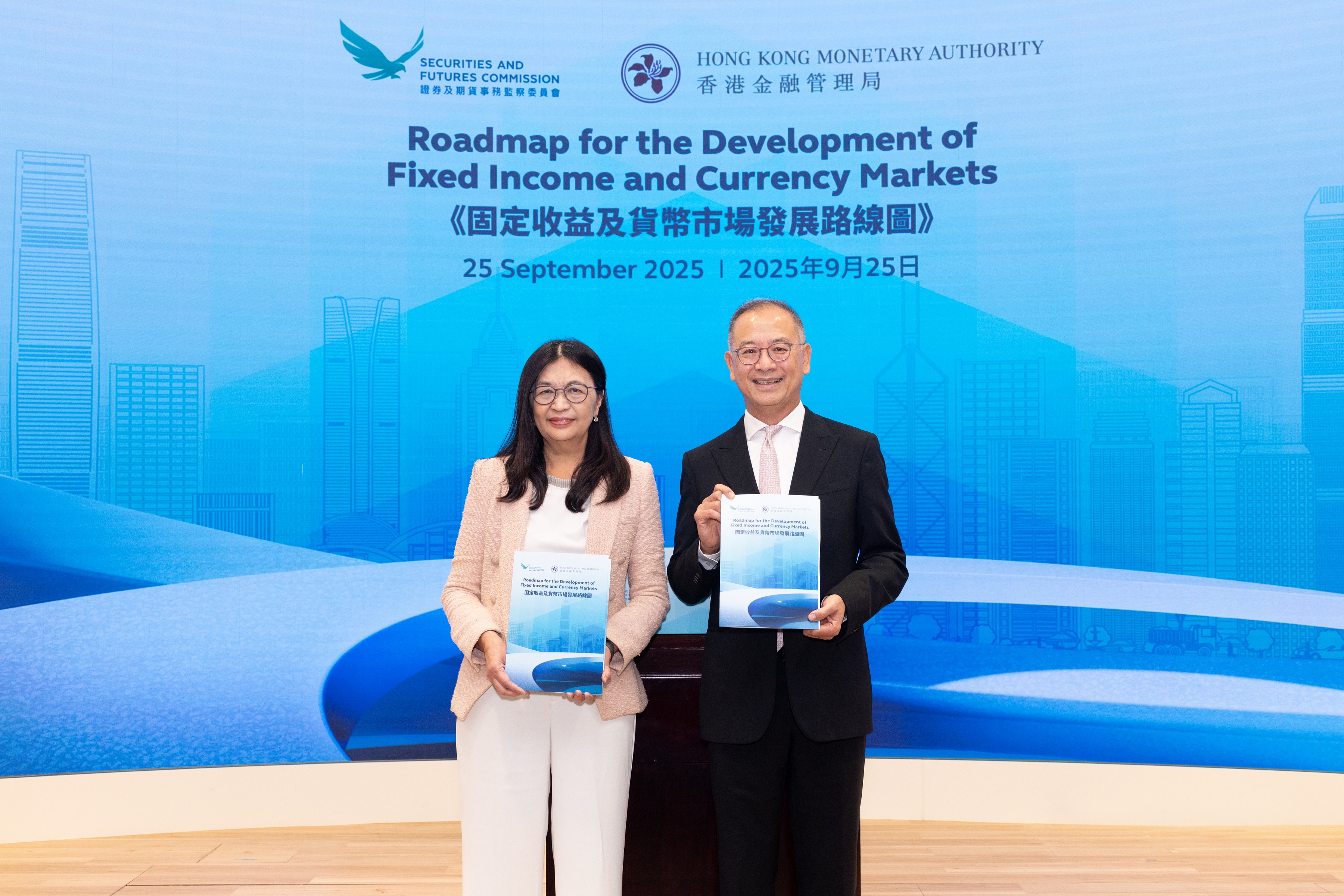 Ms Julia Leung, Chief Executive Officer of the SFC, and Mr Eddie Yue, Chief Executive of the HKMA, launch the Roadmap.